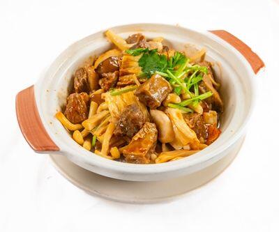 Taste Beef Stew Clay Pot